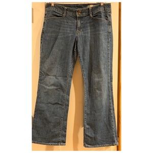 Gap stretch curvy jean